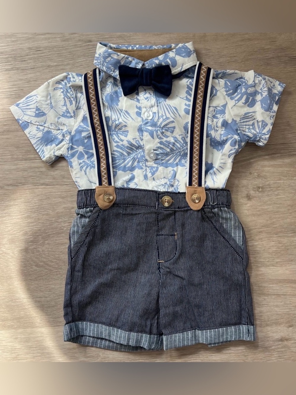 Blue Floral Button-Down Shirt & Navy Short Set with Bow Tie